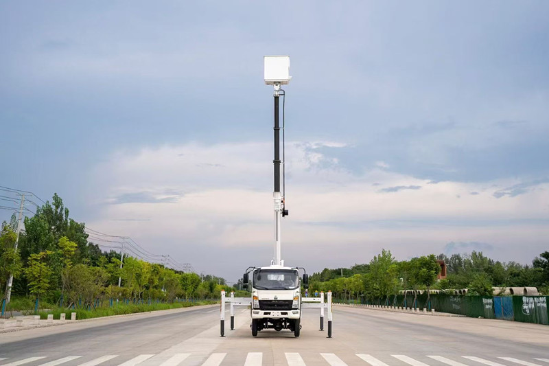 出口高空作業車